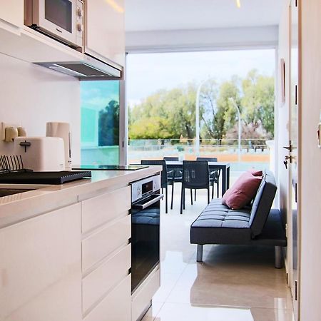 Phaedrus Living - Seaside Luxury Flat Harbour 110 Apartment Paphos ภายนอก รูปภาพ