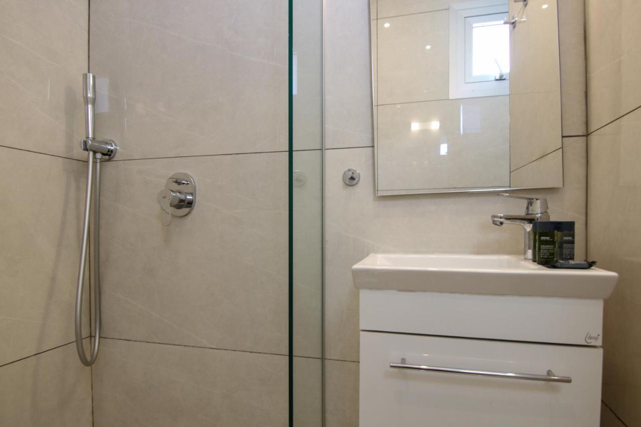 Phaedrus Living - Seaside Luxury Flat Harbour 110 Apartment Paphos ภายนอก รูปภาพ